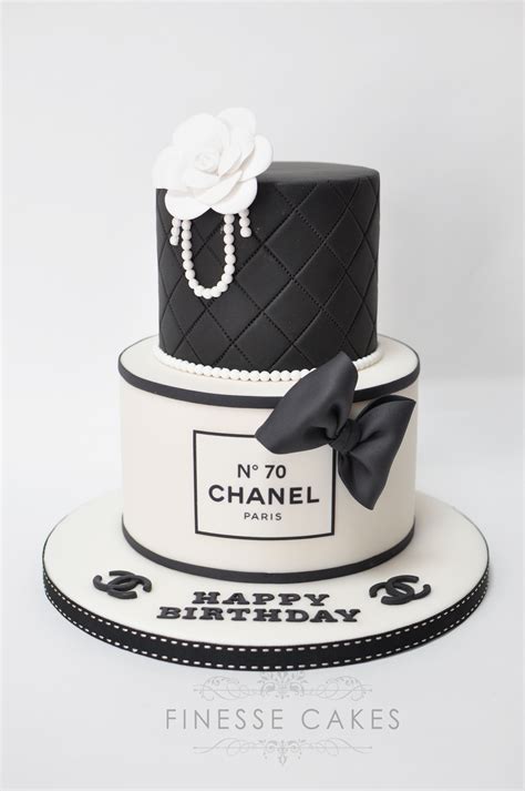 black and white and blue chanel cakes